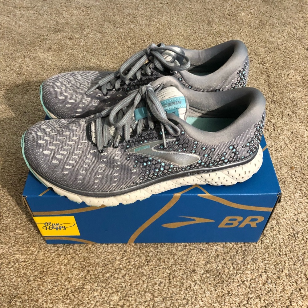 Brooks Glycerin 17 8.5 running shoes